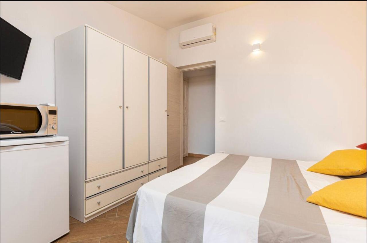 Casa Sharon Appartamento Vista Mare Ad Olbia Exterior photo